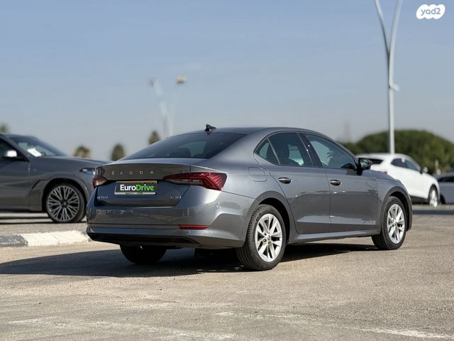 סקודה אוקטביה