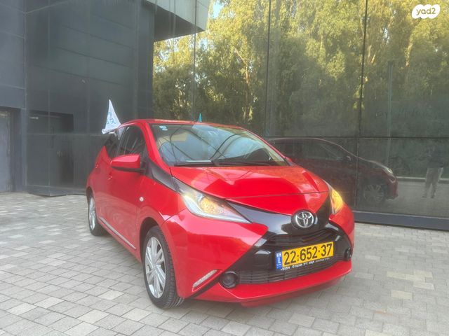 מודעת רכב טויוטה אייגו