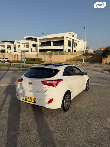 יונדאי i30