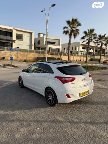 יונדאי i30