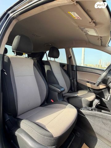 יונדאי I20 קרוס