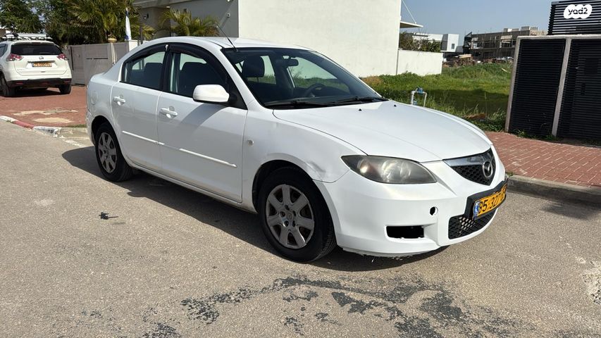 מודעת רכב מאזדה 3