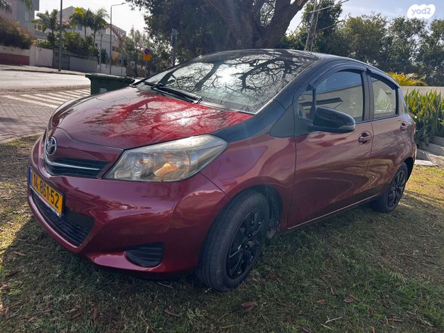 מודעת רכב טויוטה יאריס