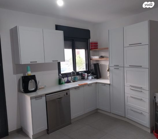 דירה, שדרות ציונה צרפת 35, גדרה מזרח, גדרה