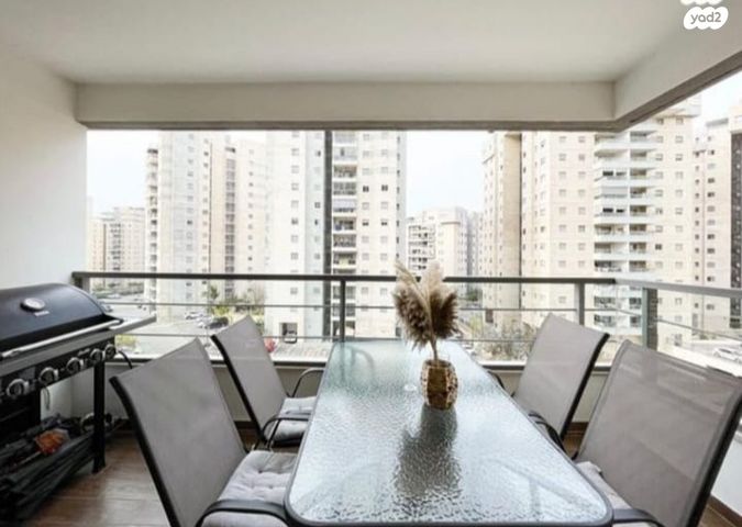 דירה, אדמונד דה רוטשילד 15, ברנע, אשקלון