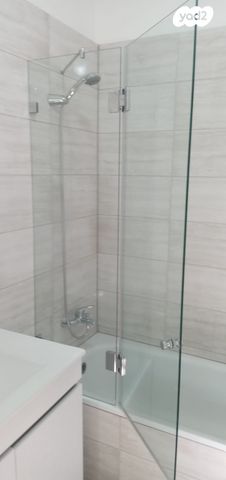 דירה, שדרות ציונה צרפת 35, גדרה מזרח, גדרה