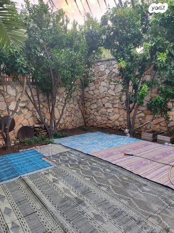 בית פרטי/ קוטג', שיאון 11, גבעת יערה, יקנעם עילית