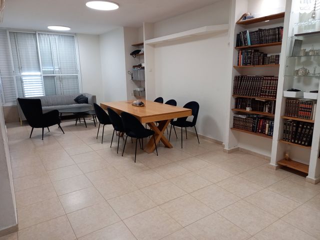 דירה, האורים 5, כפר גנים א, פתח תקווה