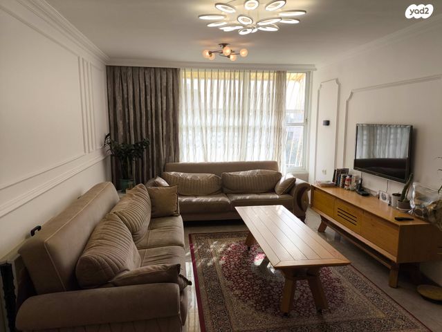 יהודה שטיין 19