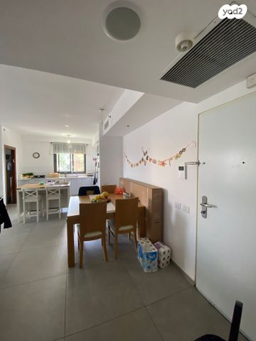 דירה, רמה 2, נווה שרת, תל אביב יפו