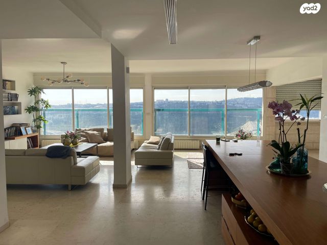 גג/ פנטהאוז, פרץ ברנשטיין 2, רמת שרת, ירושלים