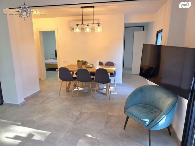 בית פרטי/ קוטג', התבור 43, נאות המכבים, גן יבנה