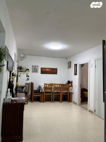 דירת גן, עלייה 10, נוף קדומים, בית שאן