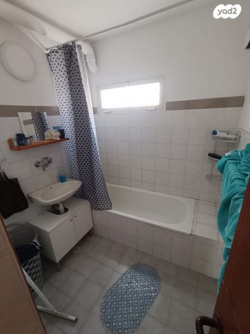 דירה, הרב הרצוג 43, שכונה י"א, באר שבע