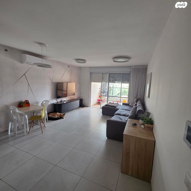 דירה, יוסף שפרינצק 32, אחדות, פתח תקווה