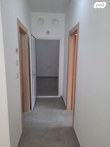 דירה, הנרקיסים 18, רכסים, רכסים