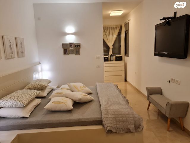 דירה, גולדה מאיר 3, שיכון עובדים, טבריה