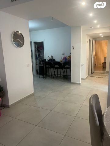 דירה, חגואל 9, נווה שמיר רמת בית שמש ה-1, בית שמש