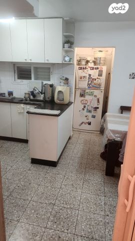 דירה, דוד רזיאל 25, שעריה, פתח תקווה