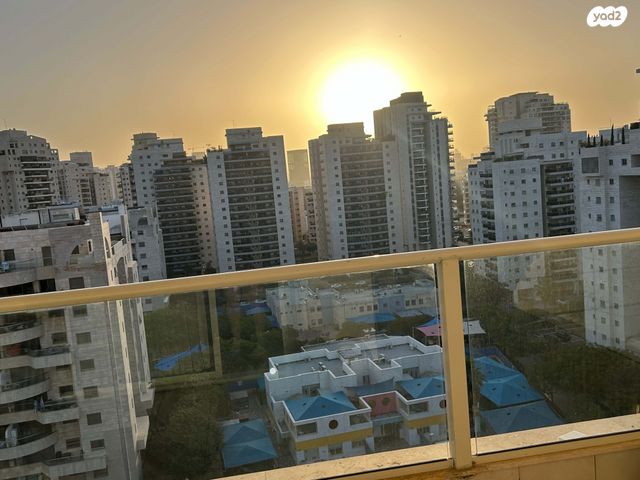 שרגא רפאלי 3