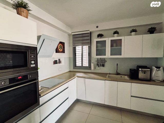 נתן אלתרמן 9