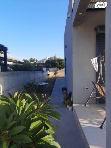 בית פרטי/ קוטג', הסביון 11, באר גנים, באר גנים