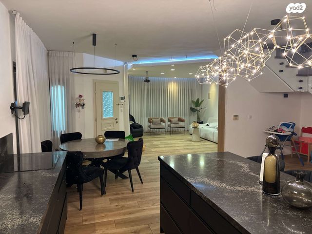 בית פרטי/ קוטג', התמר 13, שאר העיר, קרית עקרון