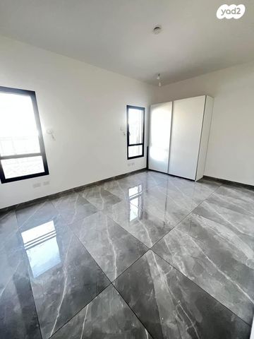 בני יהודה 38