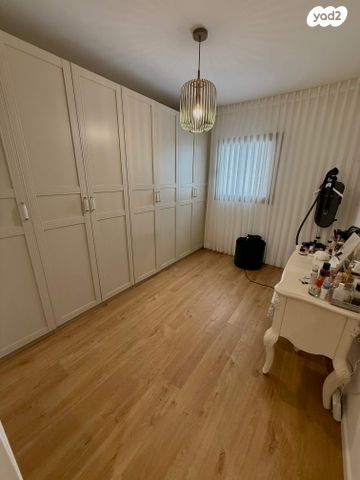 דירה, שדרות האלונים 3, פארק המושבה, באר יעקב