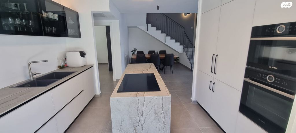 דו משפחתי, עפרוני 12, גבעת אלונים, קרית אתא