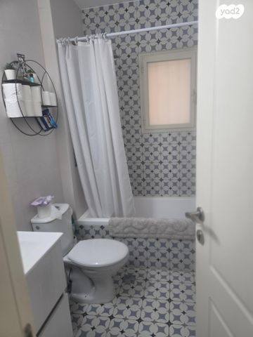 דירת גן, יהודה הלוי 20, היובל, אור עקיבא