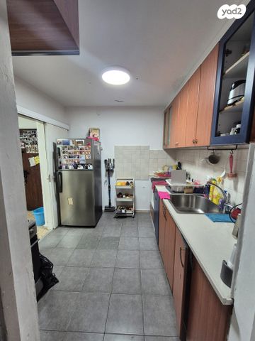 בן אליעזר 10