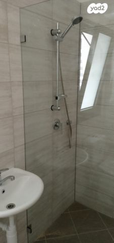 דירה, שדרות ציונה צרפת 35, גדרה מזרח, גדרה