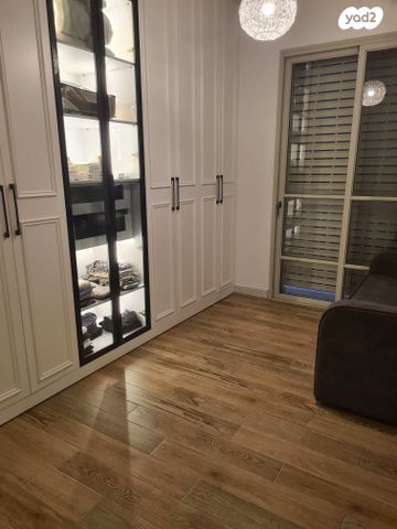 בית פרטי/ קוטג', צה"ל 62, נאות הפרחים, גן יבנה