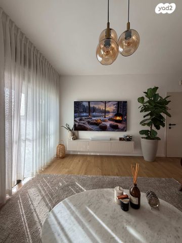 דירה, שדרות האלונים 3, פארק המושבה, באר יעקב