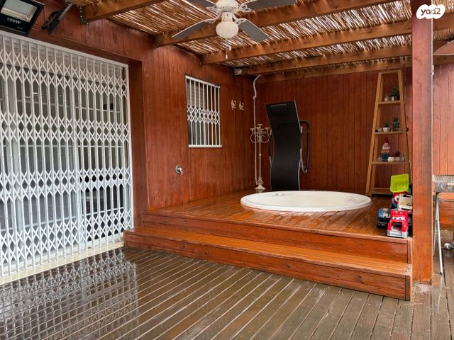 דירת גן, אלי תבין 22, פסגת זאב, ירושלים