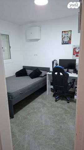 דירה, דב גור 12, רובע ו', אשדוד