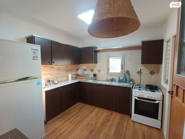 דירה, הרב הרצוג 43, שכונה י"א, באר שבע