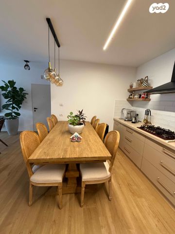 דירה, שדרות האלונים 3, פארק המושבה, באר יעקב