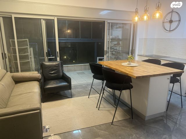 דירה, עין שמש 11, גבעת סביון, גני תקווה