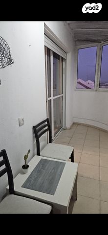 מקווה ישראל 24