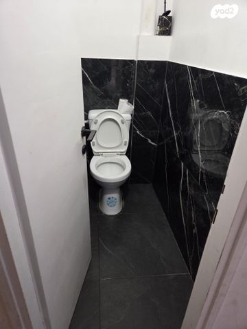 דירה, ארלוזורוב 2, מרכז העיר, קרית אתא