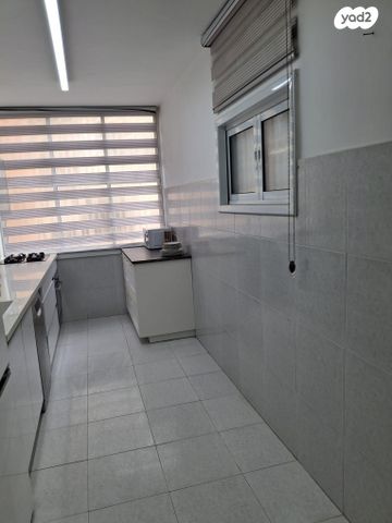 דירה, שדרות בנימין 42, מרכז העיר דרום, נתניה