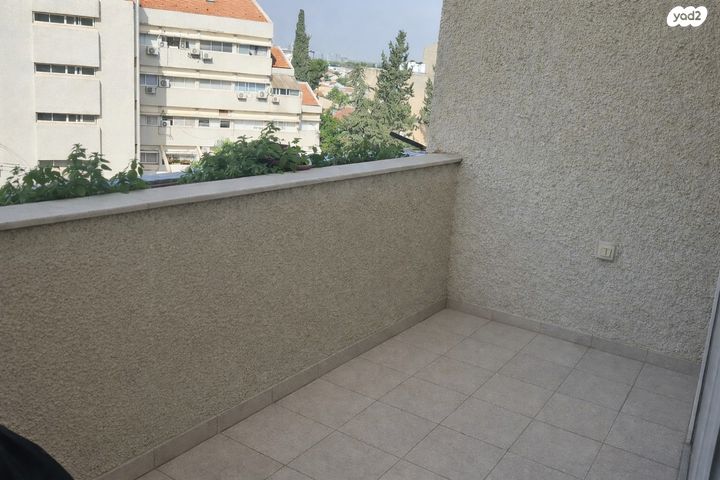 דירה, השרון 14, הפרחים, כפר סבא