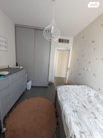 דירה, יונתן רטוש 10, פסגות אפק, ראש העין