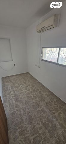 יחזקאל קזז 10