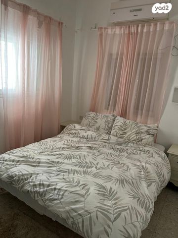 דרך השלום 18