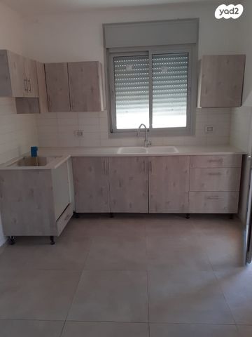 דירת גן, שבט אפרים 6, אחיסמך, לוד