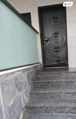 דירה, שדרות מח"ל 27, קרית חיים מערבית, חיפה