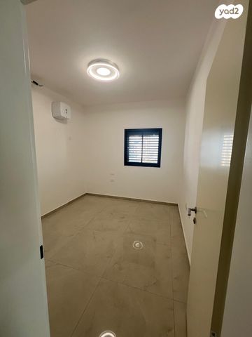 דירה, יהורם גאון 4, דרום חדש, פארק הים, בת ים